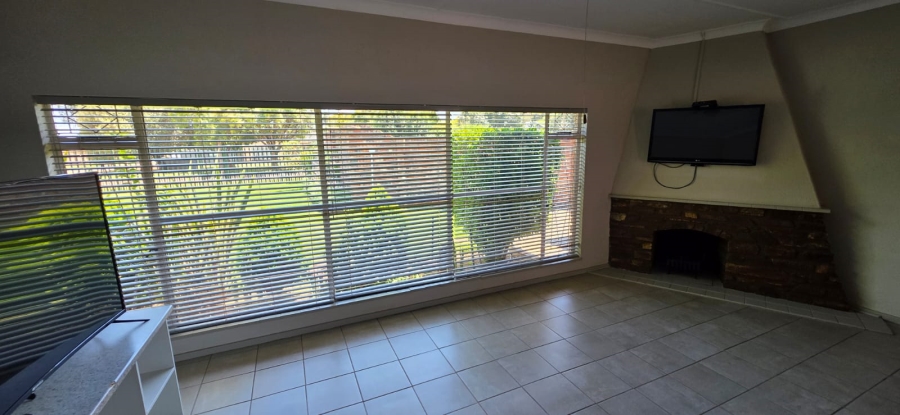 8 Bedroom Property for Sale in Meiringspark North West